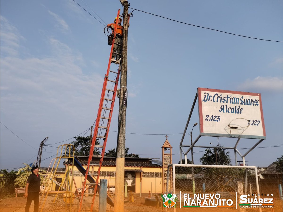 Mejoran iluminación en Rpto 5 de Octubre y San Francisco de Naranjito