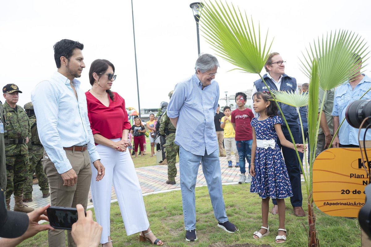 Entrega de 300 viviendas en Naranjito con presencia del presidente Lasso