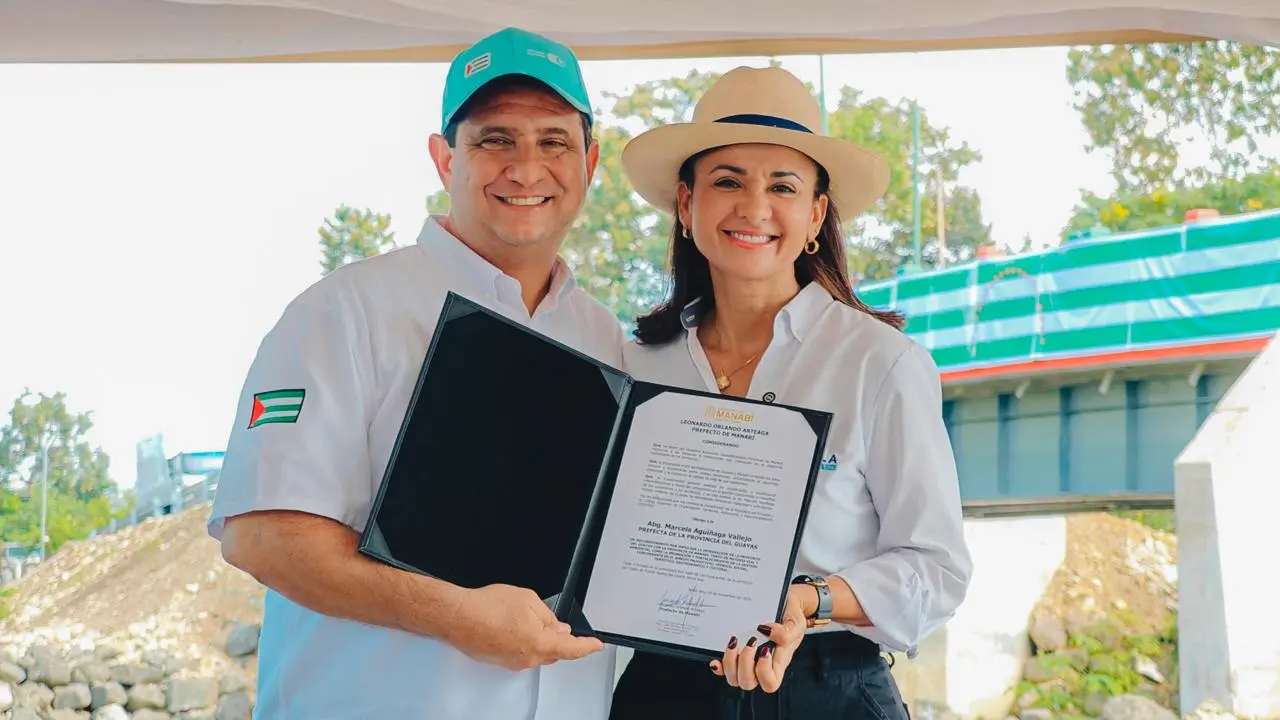Prefectura del Guayas anuncia $86 millones en obras viales para conectar con Manabí
